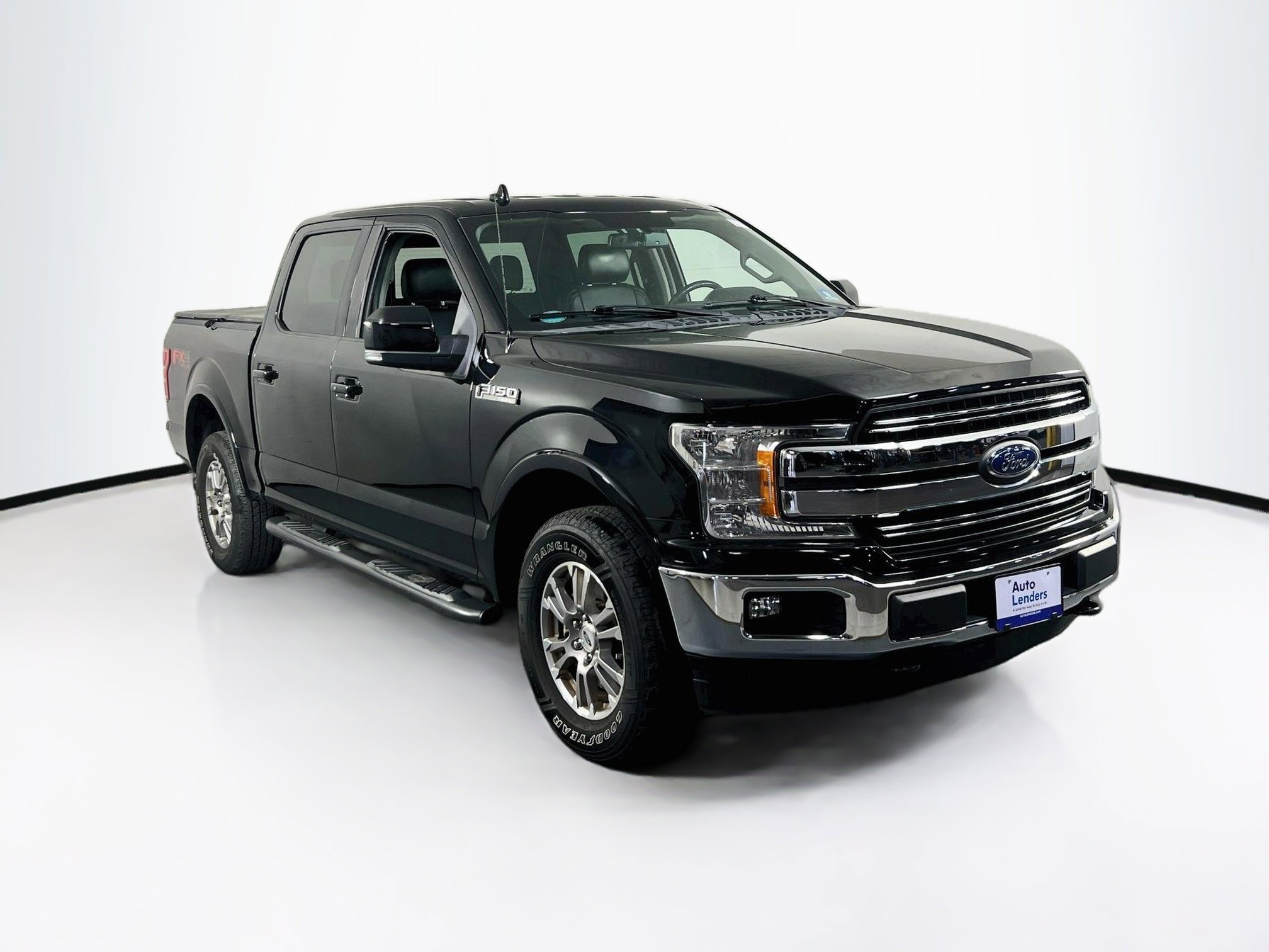 Used 2018 Ford F150 Lariat w/ Max Trailer Tow Package image 3