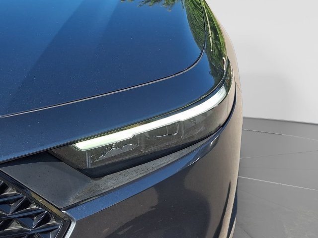 Used 2023 Honda Accord EX image 11