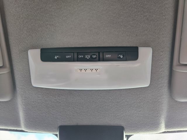 Used 2020 Nissan Kicks SV image 25