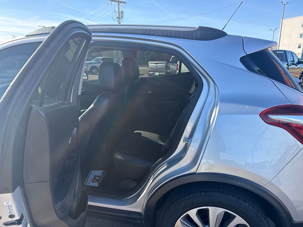 Used 2018 Buick Encore Preferred image 44