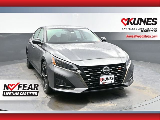 Used 2023 Nissan Altima 2.5 SR