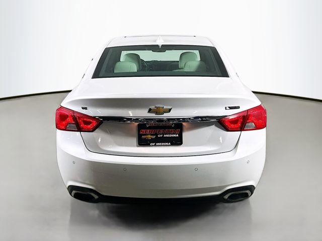 Used 2017 Chevrolet Impala Premier w/ Enhanced Convenience Package image 7