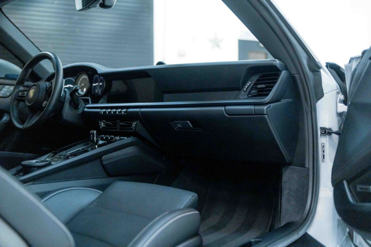 Used 2024 Porsche 911 Carrera GTS image 51