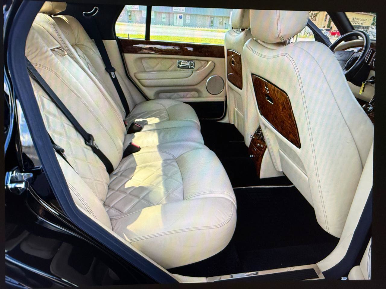 Used 2004 Bentley Arnage T RWD image 27