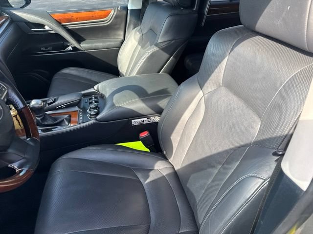 Used 2018 Lexus LX 570 4WD w/ Luxury Package image 24