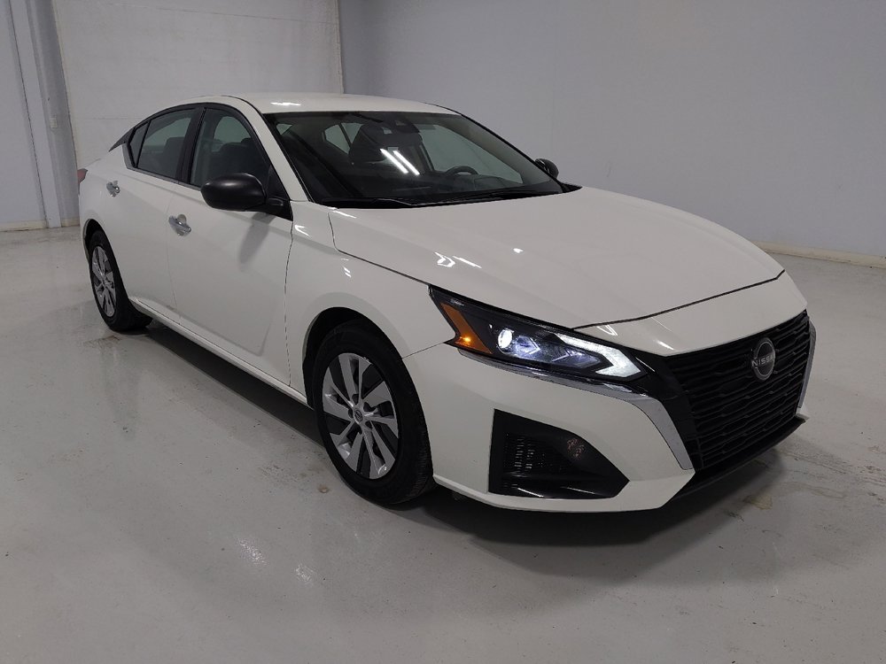 Used 2024 Nissan Altima 2.5 S image 13