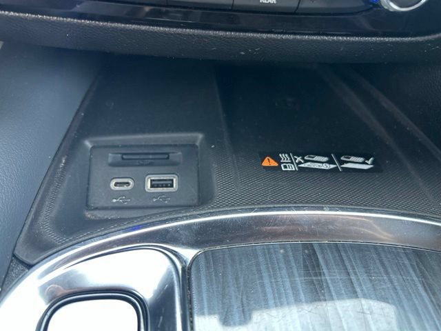 Used 2022 Buick Enclave Premium AWD/4WD image 40