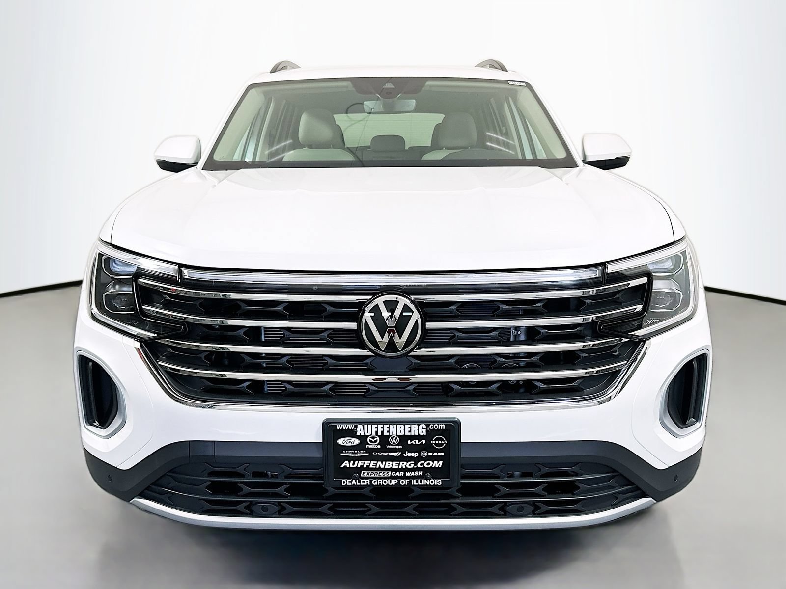 New 2026 Volkswagen Atlas SE AWD/4WD image 2