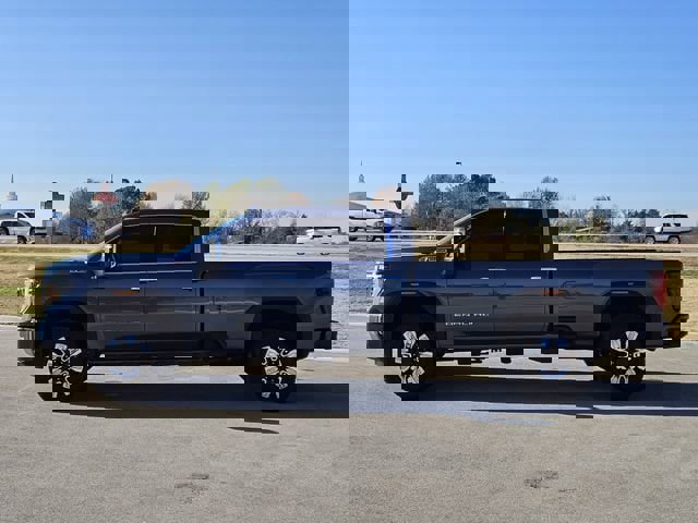 Used 2025 GMC Sierra 3500 Denali w/ Denali Reserve Package image 4