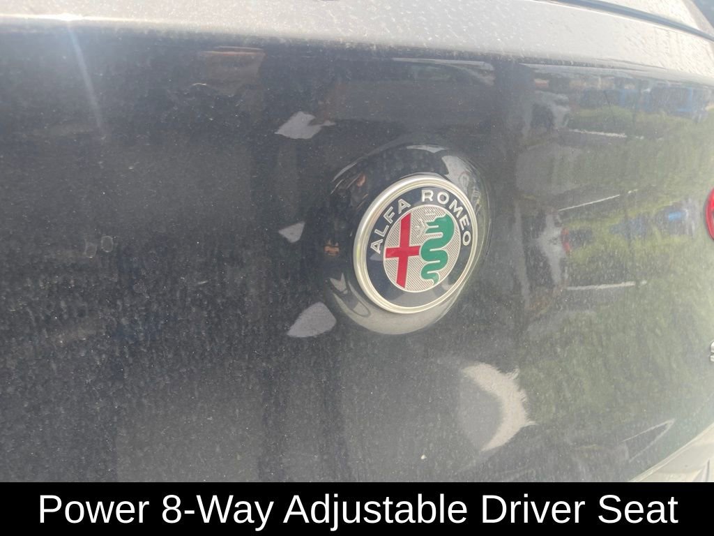 Used 2022 Alfa Romeo Stelvio Veloce AWD/4WD image 16