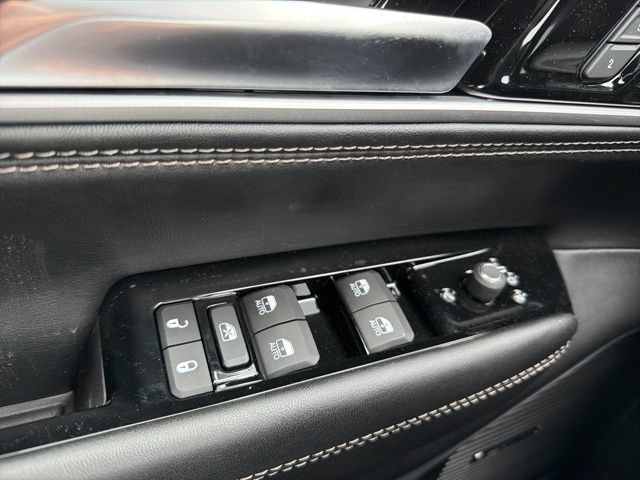 New 2026 Jeep Grand Wagoneer Limited w/ 8-Passenger Seating Package AWD/4WD image 23
