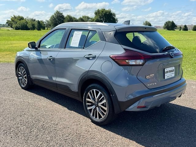 Used 2024 Nissan Kicks SV FWD image 4