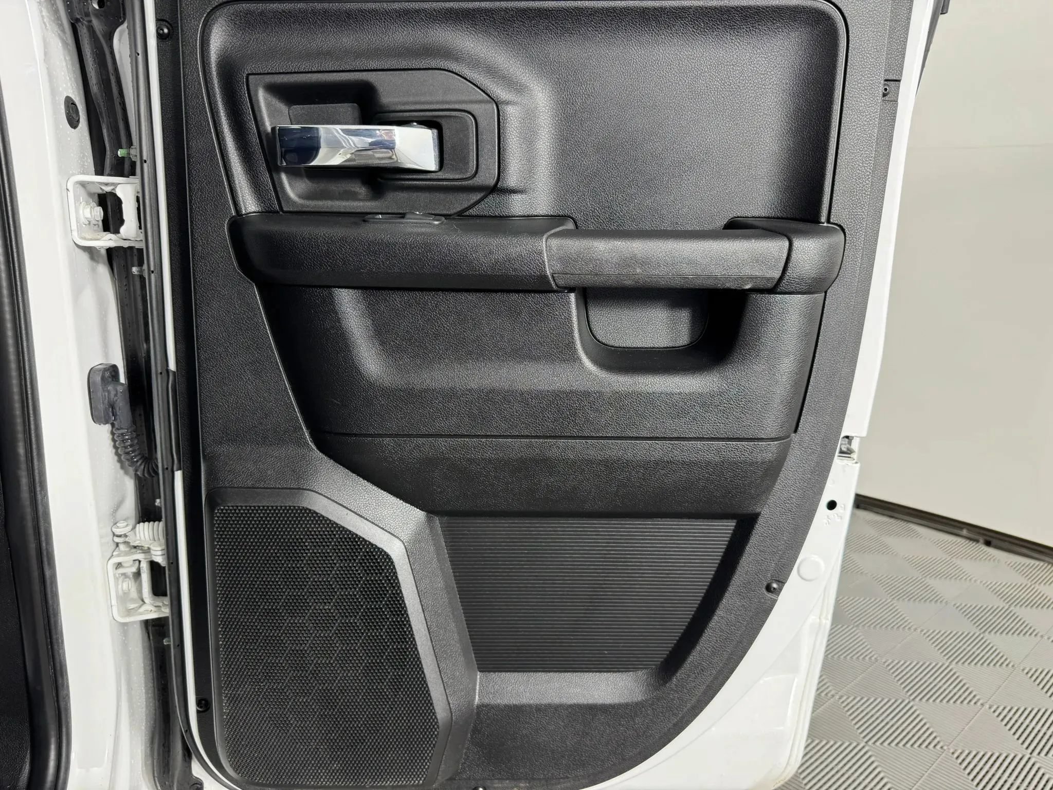 Used 2022 RAM 1500 Warlock AWD/4WD image 37