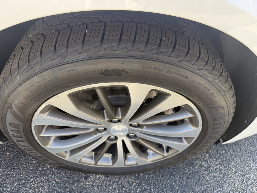 Used 2017 Buick LaCrosse Essence w/ Sights and Sounds Package image 9