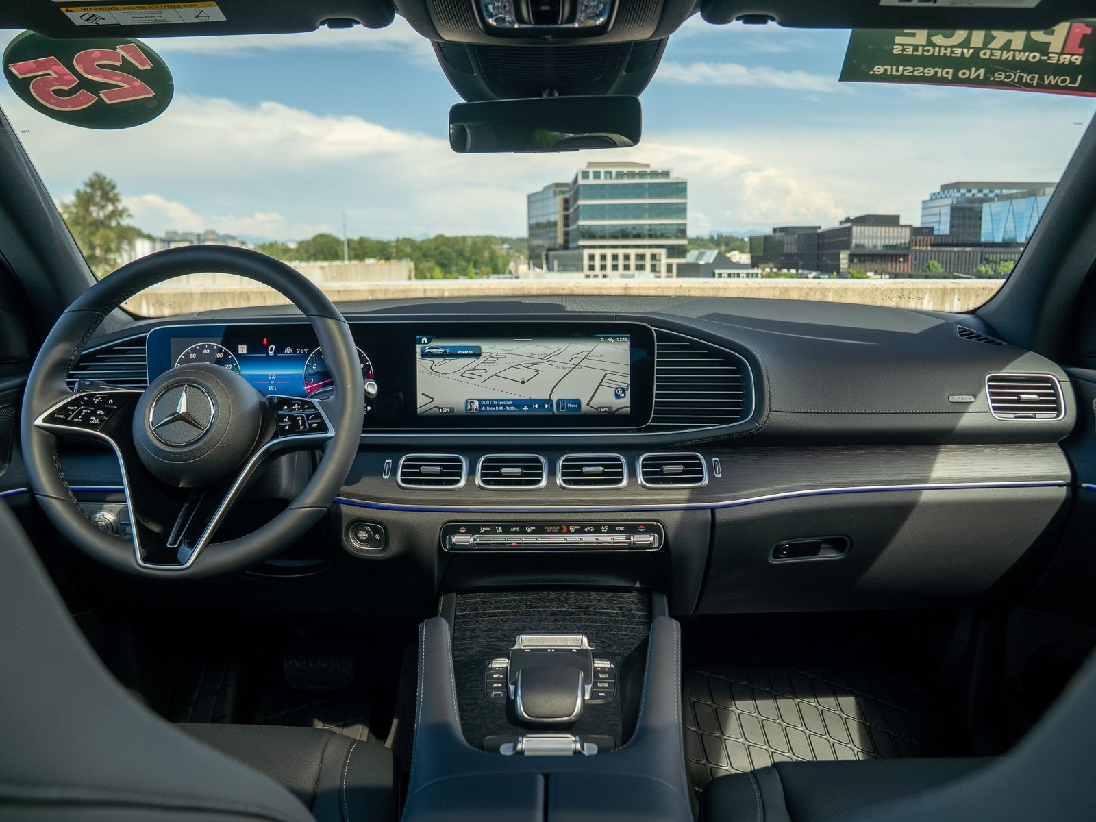 Certified 2025 Mercedes-Benz GLS 450 4MATIC image 22