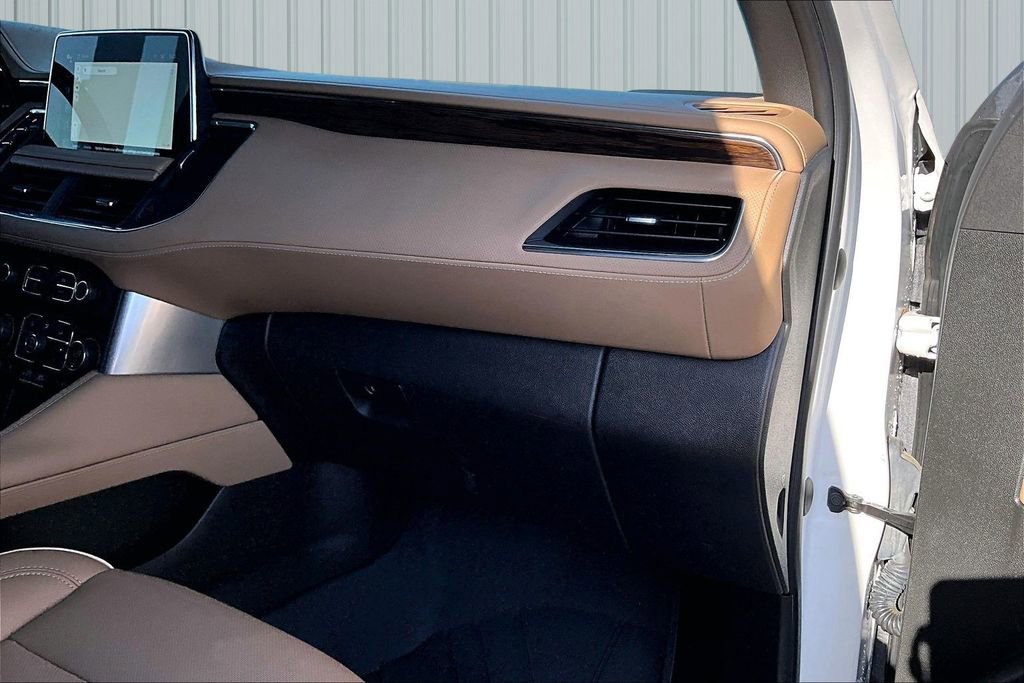 Used 2023 Chevrolet Tahoe Premier image 12