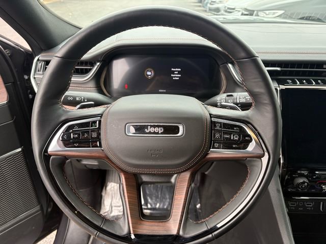 Used 2025 Jeep Grand Cherokee L Summit image 9