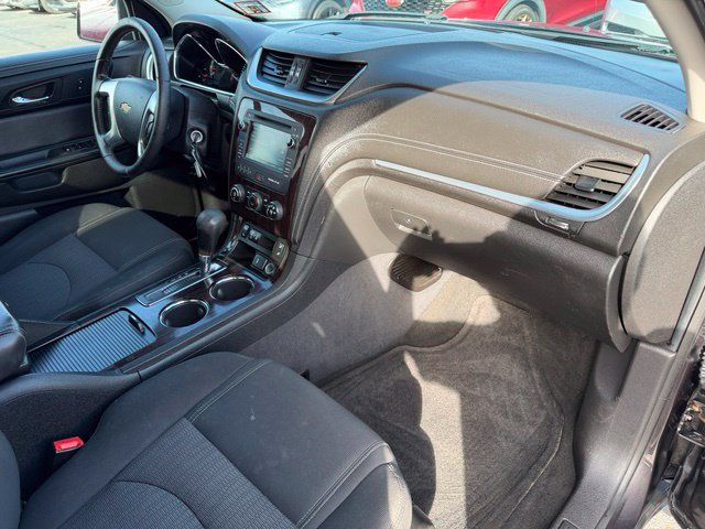 Used 2016 Chevrolet Traverse LT w/ Style and Technology Package AWD/4WD image 24