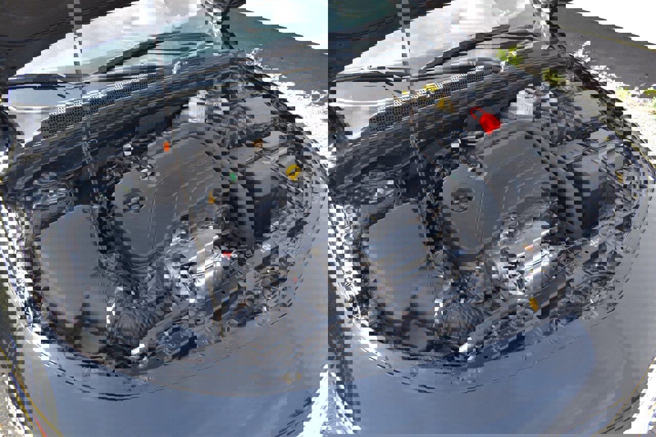 Used 2023 Chevrolet Malibu LT image 32