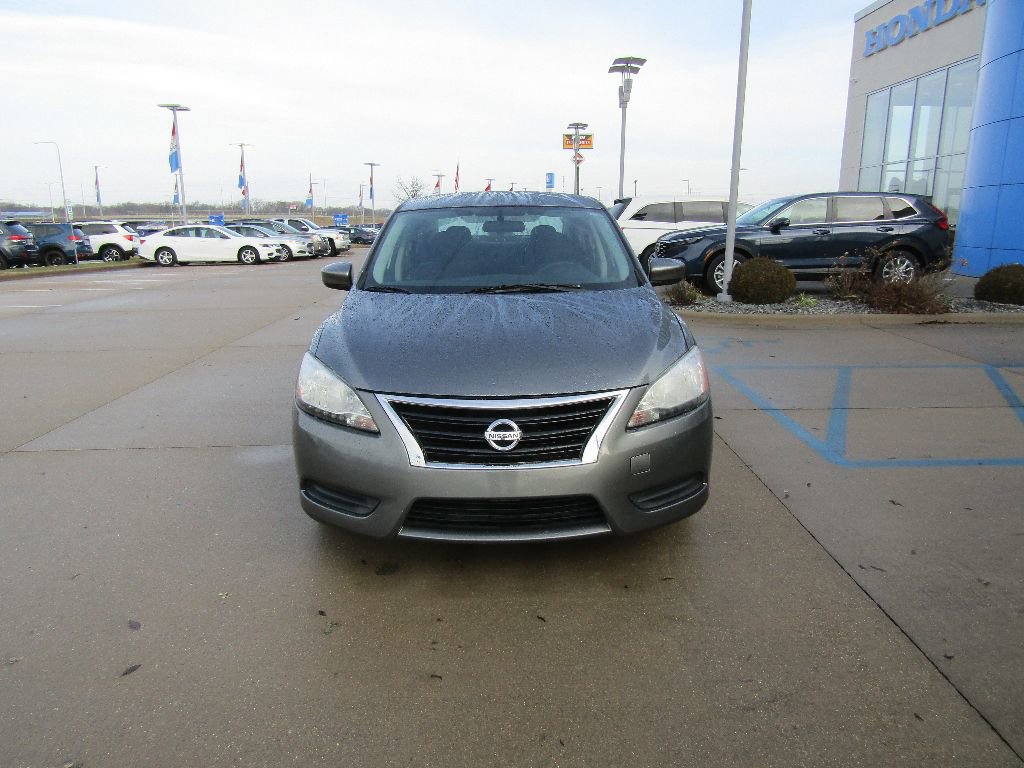 Used 2015 Nissan Sentra S FWD image 2