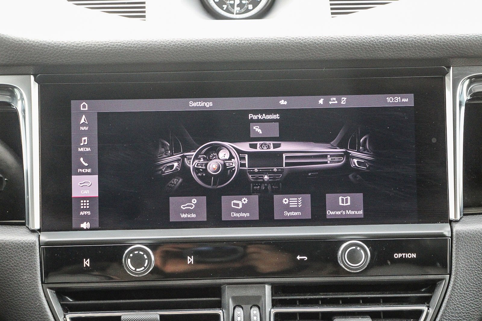 Used 2023 Porsche Macan S image 14