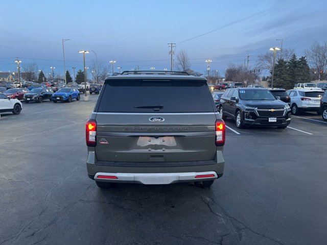 Used 2024 Ford Expedition Timberline image 4