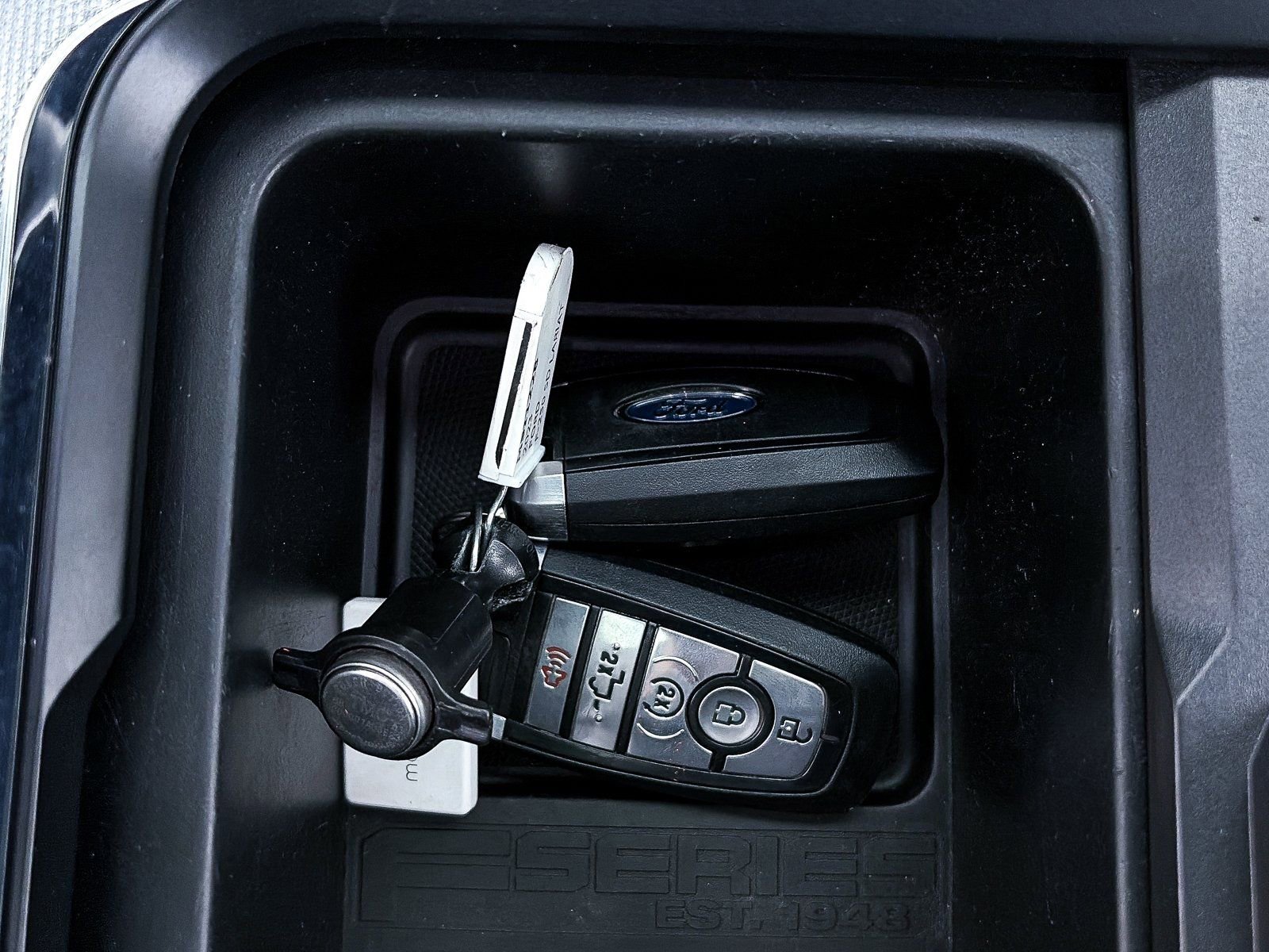 Used 2023 Ford F250 Lariat w/ Lariat Ultimate Package AWD/4WD image 44