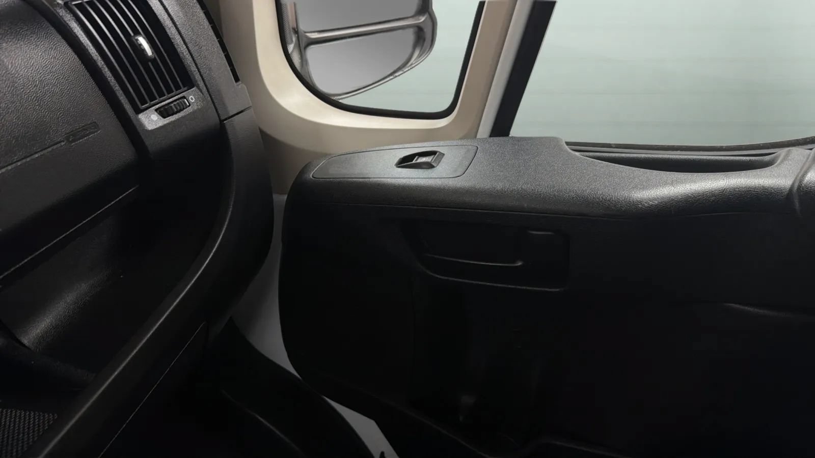Used 2021 RAM ProMaster 1500 FWD image 17