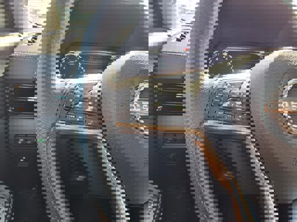 Used 2024 Nissan Sentra SV image 10