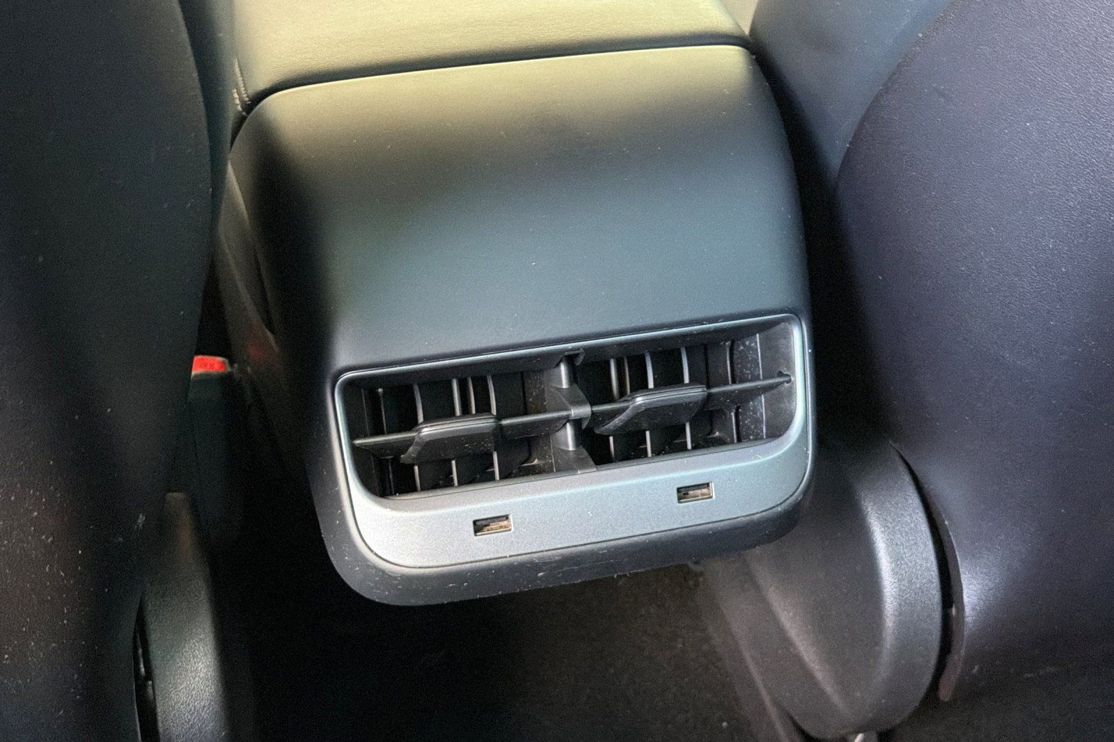 Used 2018 Tesla Model 3 Long Range AWD/4WD image 15