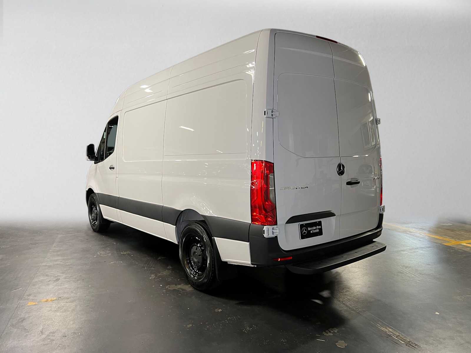 Used 2026 Mercedes-Benz Sprinter 2500 image 5