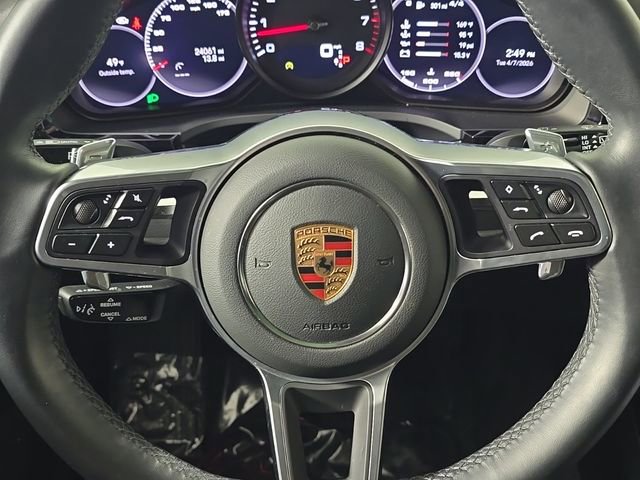 Certified 2023 Porsche Cayenne Platinum Edition image 28