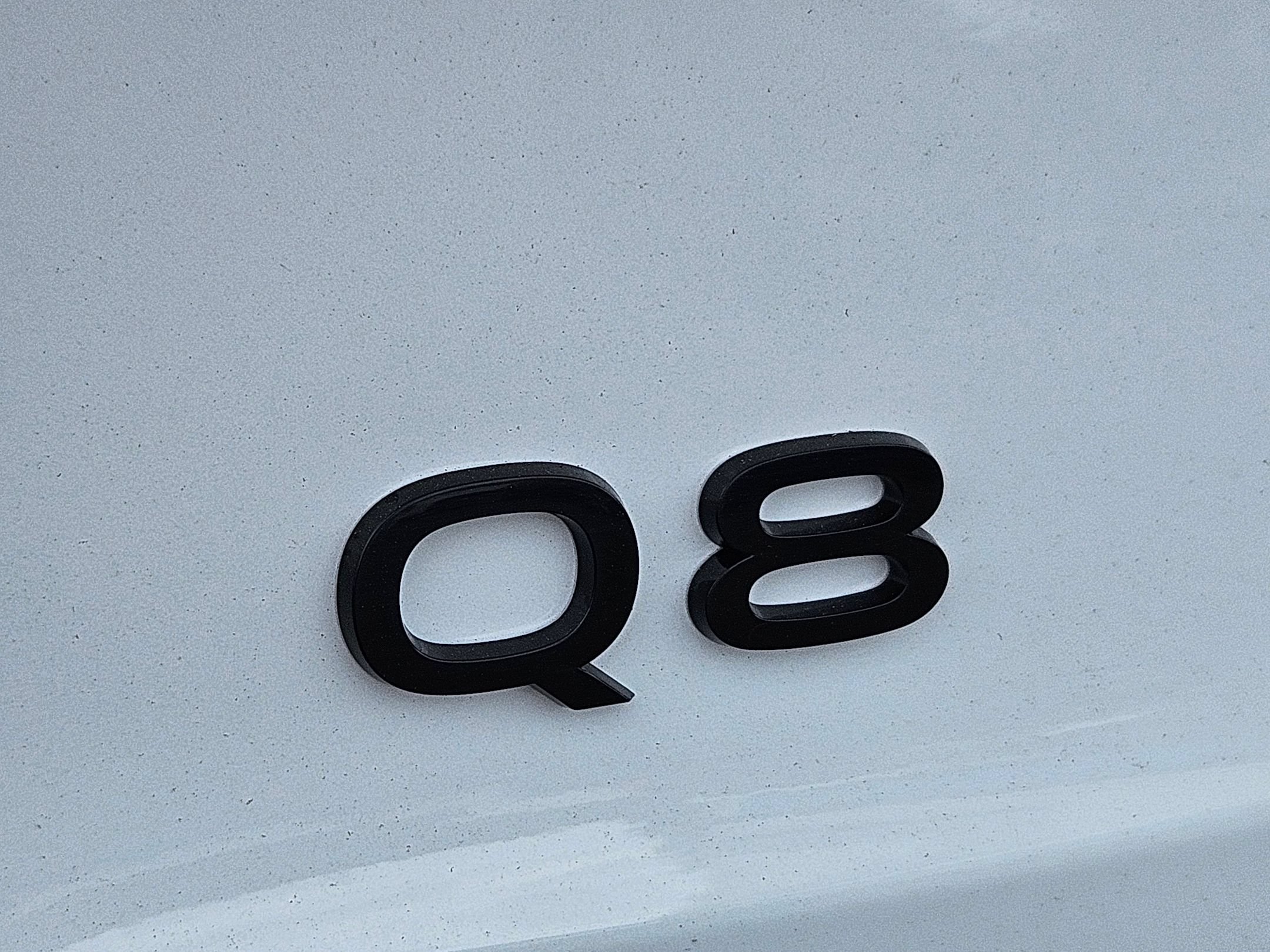 Used 2024 Audi Q8 e-tron Premium Plus AWD/4WD image 27