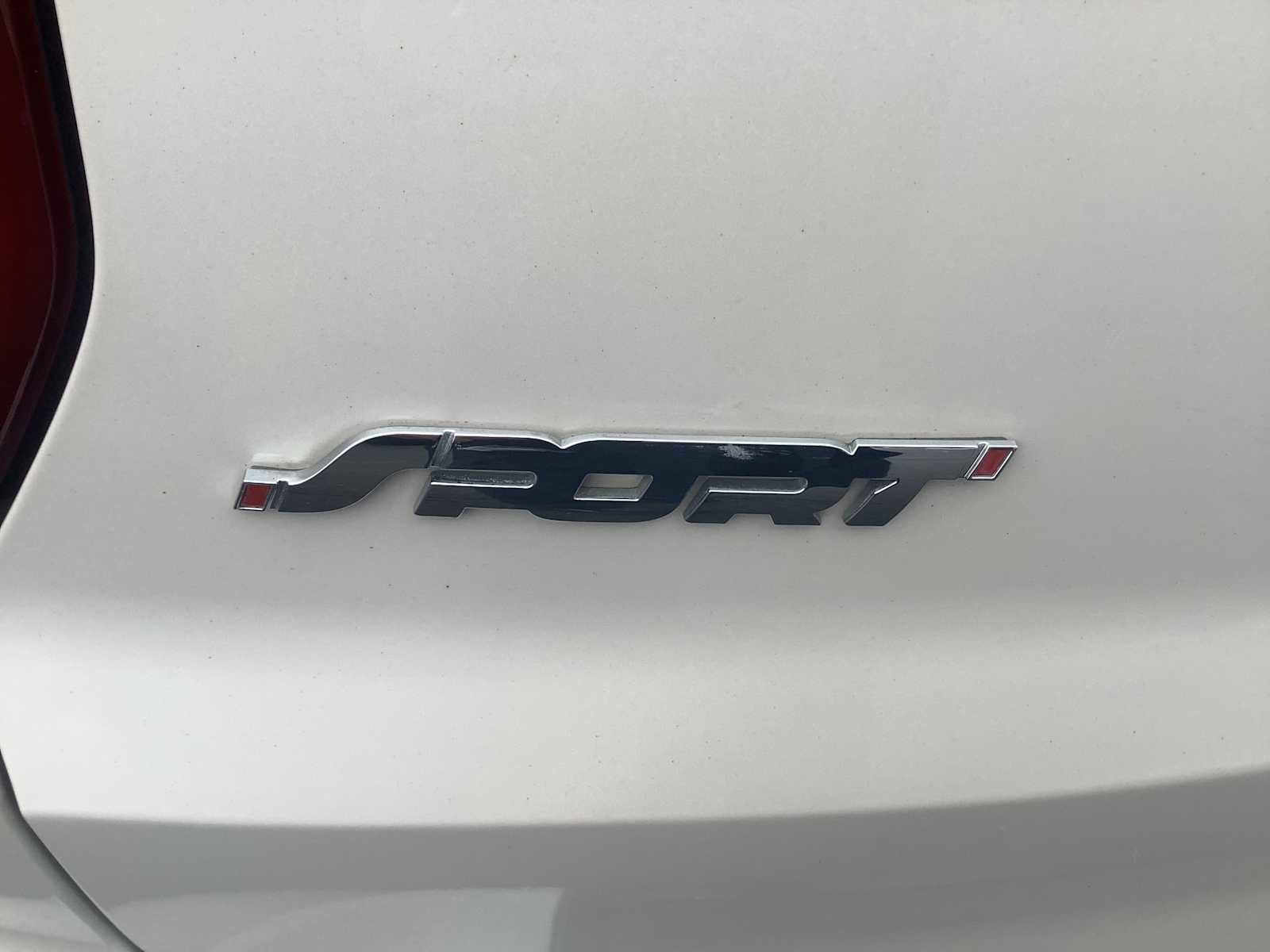 Used 2018 Ford Explorer Sport w/ Equipment Group 401A image 8