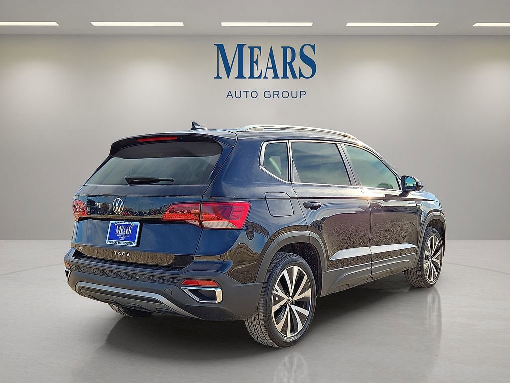Used 2024 Volkswagen Taos SE image 5