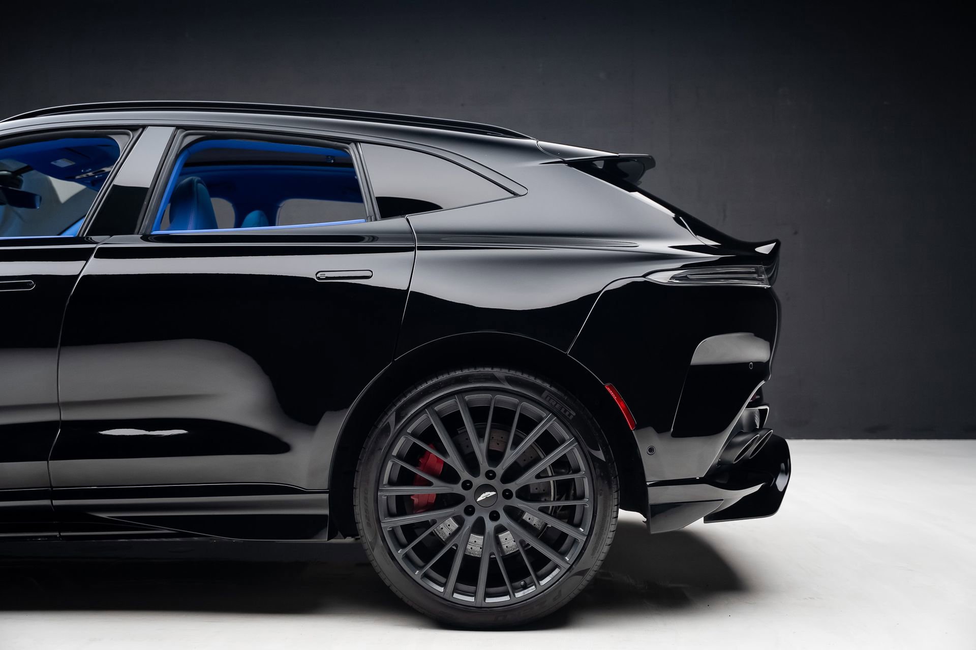 Used 2023 Aston Martin DBX 707 AWD/4WD image 20