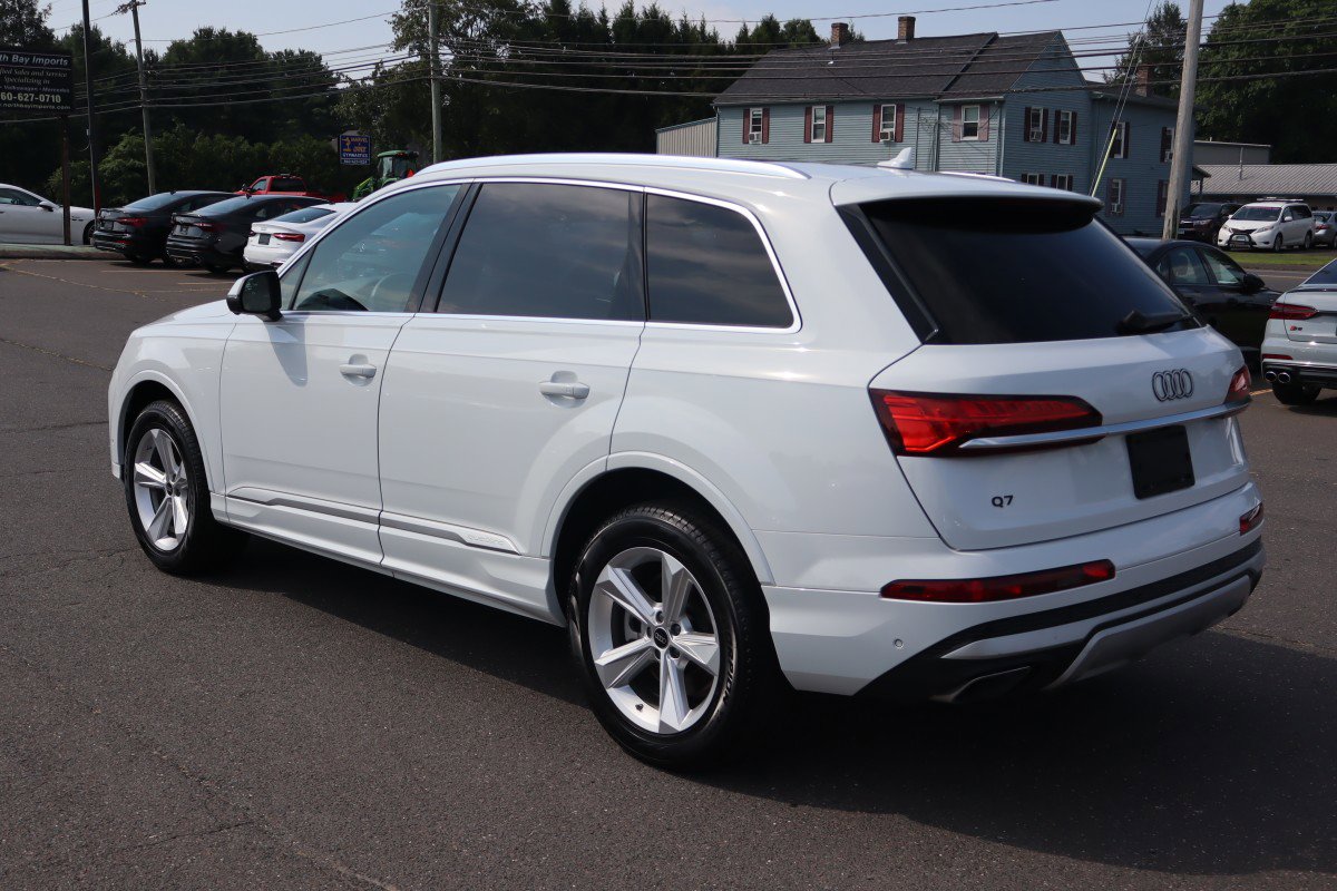 Used 2025 Audi Q7 2.0T Premium w/ Convenience Package image 7