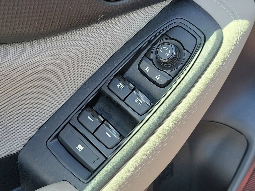 Certified 2022 Subaru Forester Premium AWD/4WD image 17