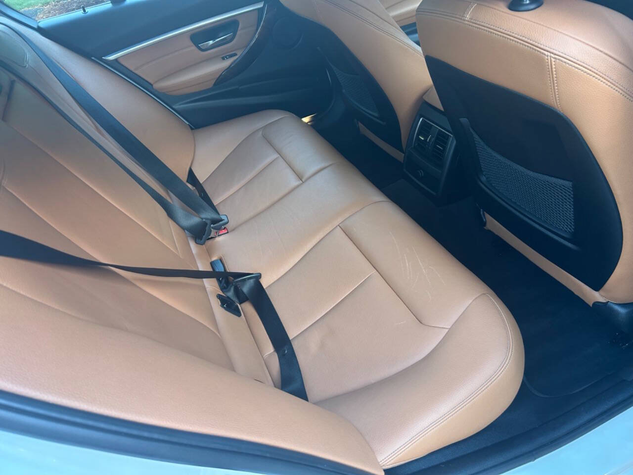 Used 2018 BMW 330i xDrive Sedan w/ Premium Package AWD/4WD image 17