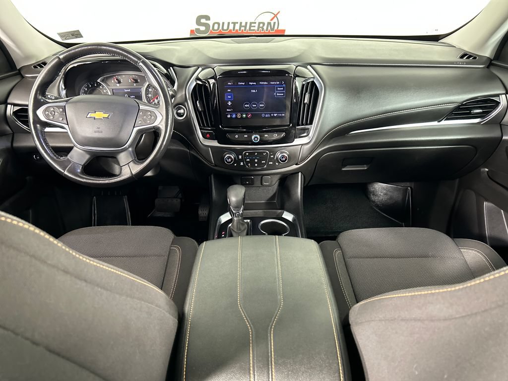 Used 2021 Chevrolet Traverse LT FWD image 19