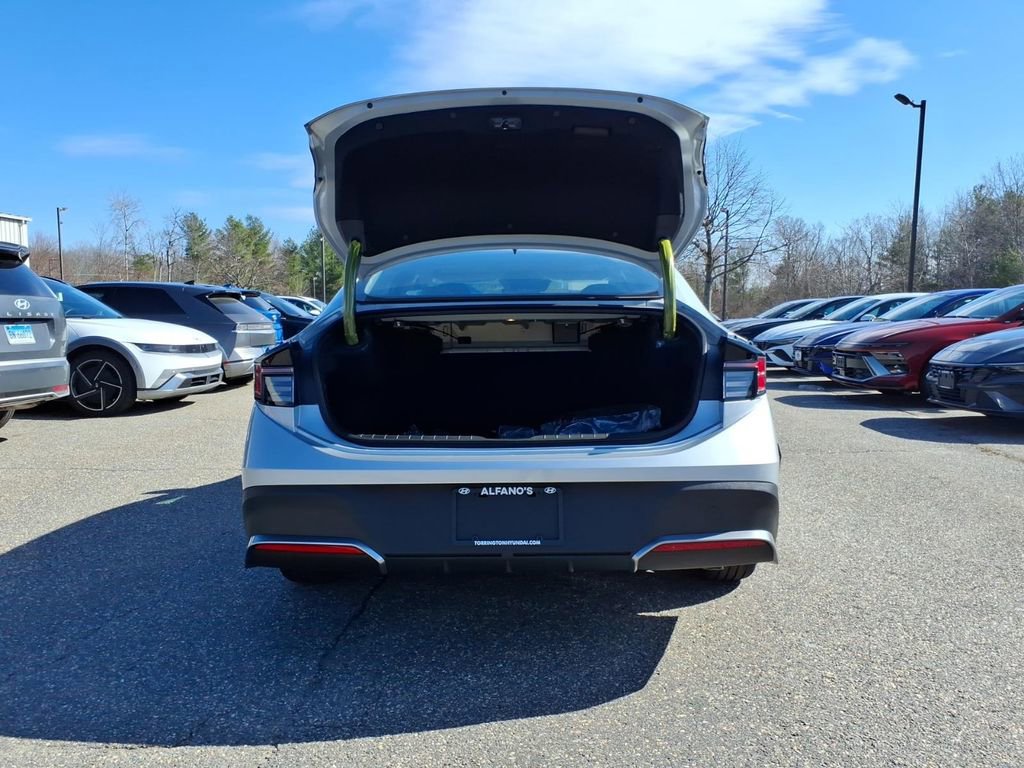 New 2026 Hyundai Sonata SE image 5