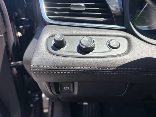 Used 2017 Buick LaCrosse Essence w/ Sun and Shade Package FWD image 29