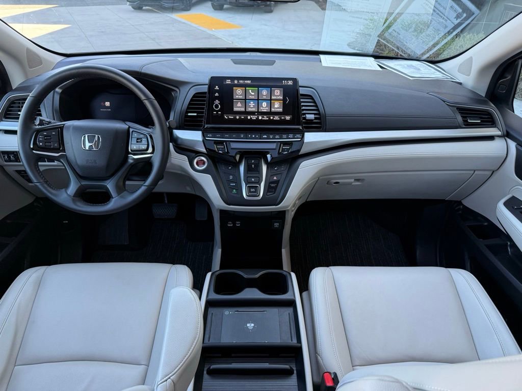 Used 2025 Honda Odyssey EX-L image 10