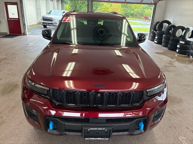 Certified 2023 Jeep Grand Cherokee 30th Anniversary AWD/4WD image 4