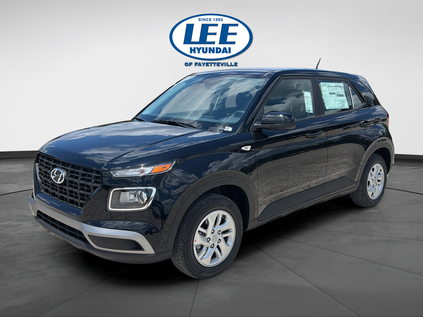 New 2026 Hyundai Venue SE FWD image 8