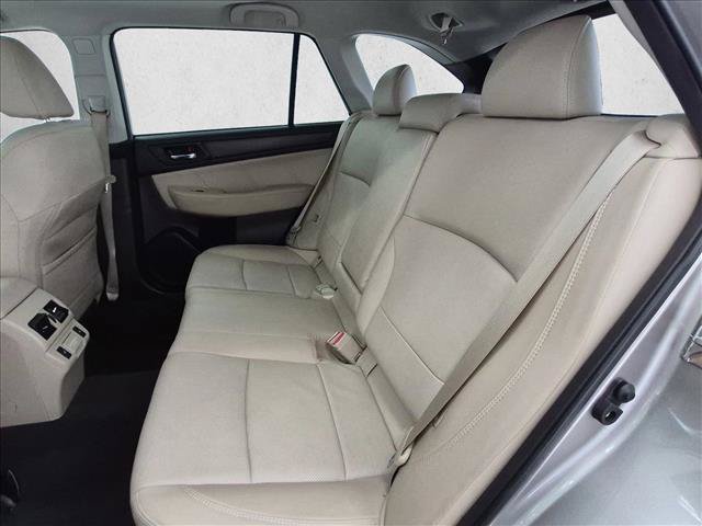 Used 2018 Subaru Outback 2.5i Limited AWD/4WD image 22