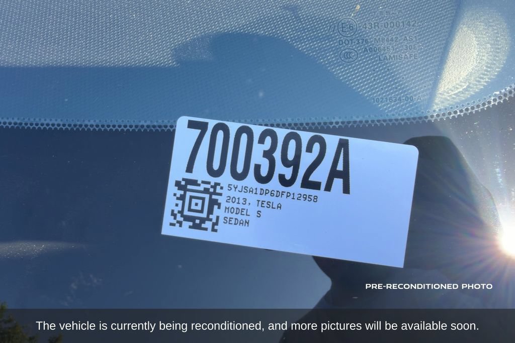Used 2013 Tesla Model S Performance RWD image 19