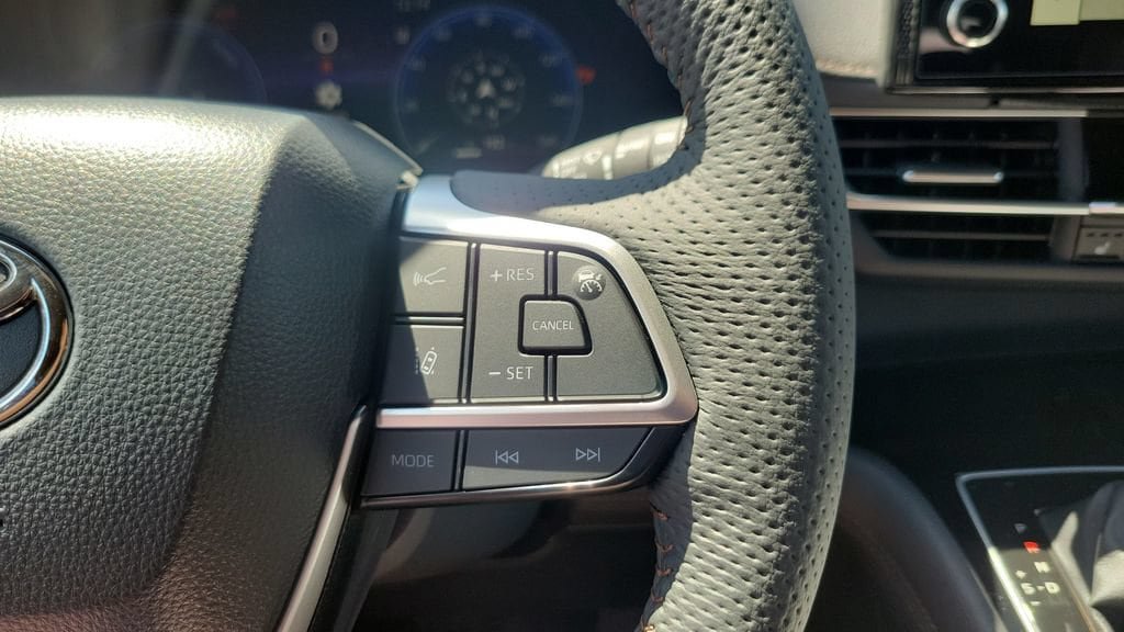 New 2026 Toyota Sienna Platinum AWD/4WD image 22