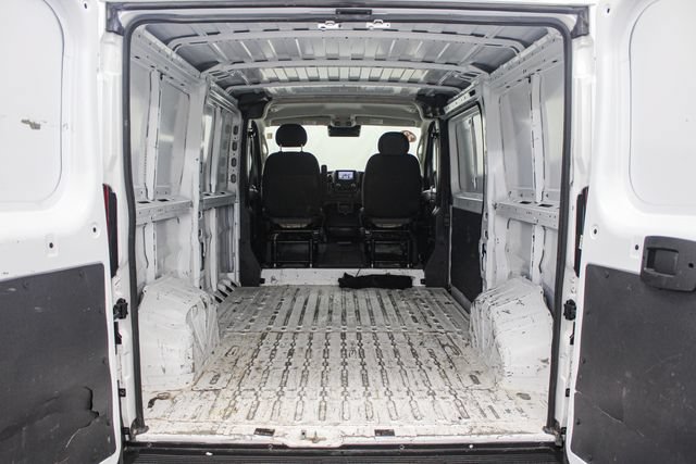 Used 2023 RAM ProMaster 2500 w/ Safety Group FWD image 15