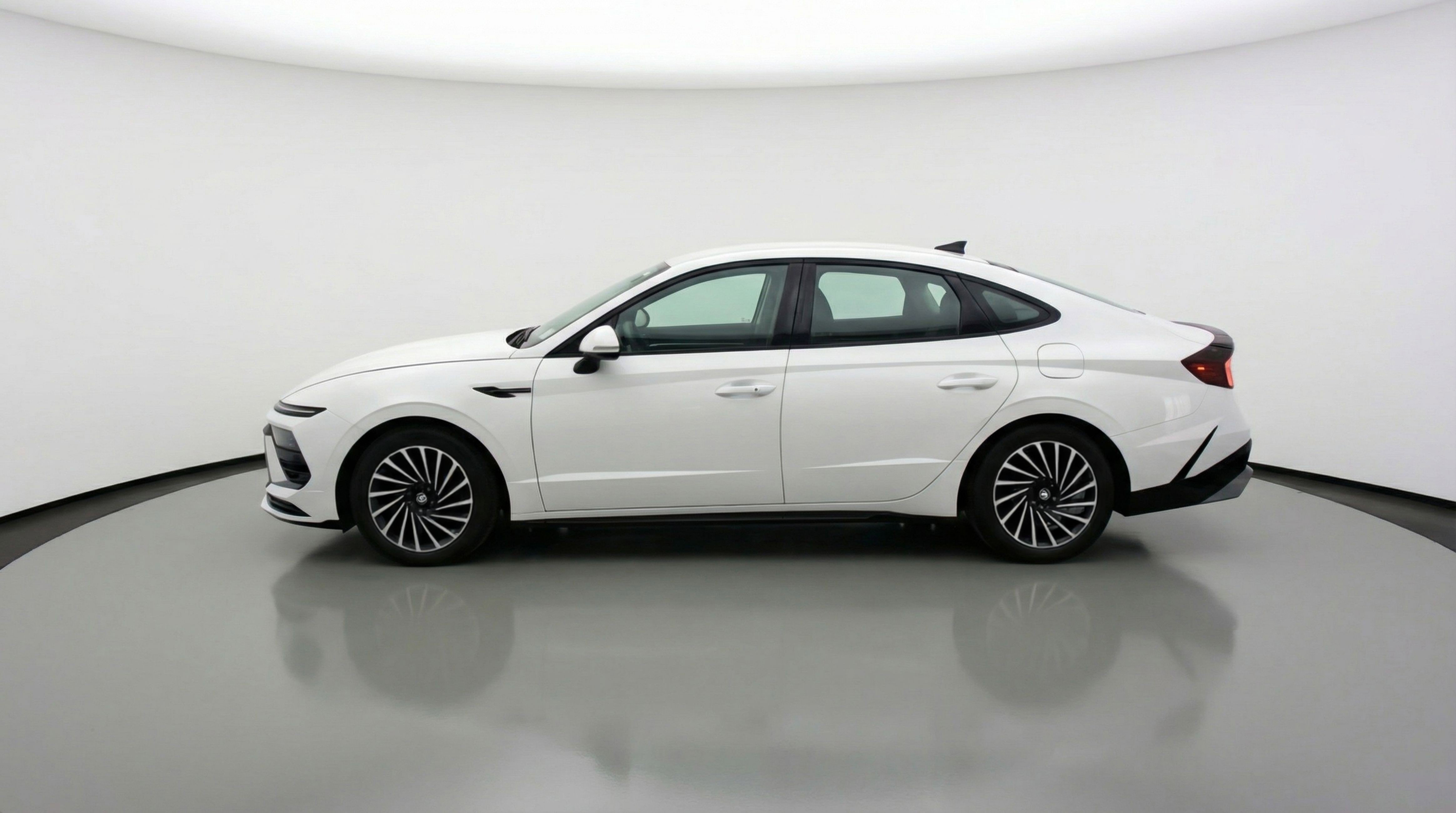 Used 2025 Hyundai Sonata SEL image 5